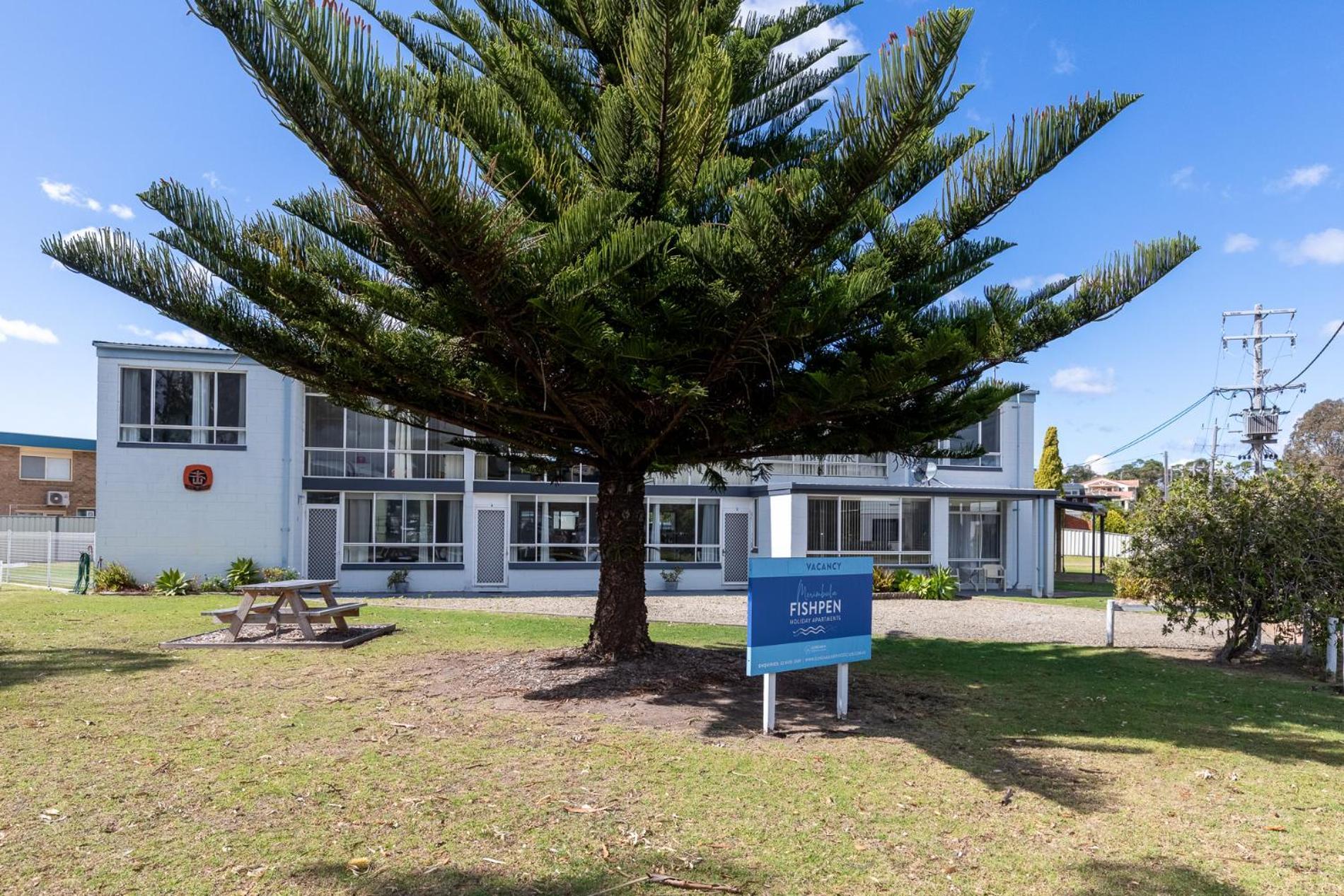 Fishpen Holiday Apartments Merimbula Exterior photo